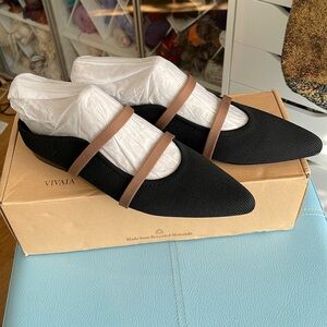 Vivaia open back flats 39 / 8.5 BNIB